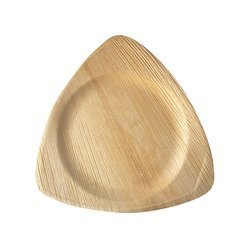 Palm leaf plate triangular 25 x 25 x 1.5 cm 25 pcs.