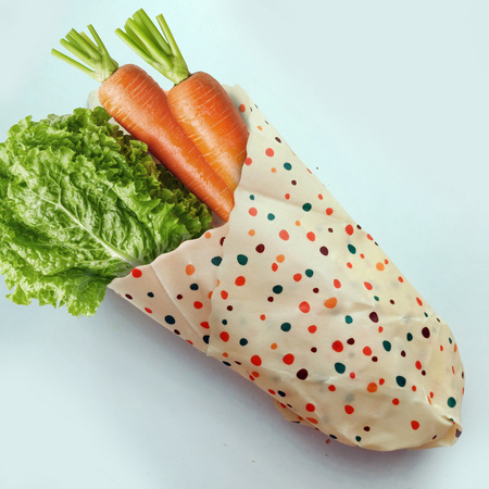 Waxwing "Dots" size "M" 25 x 25 cm 1 pcs.