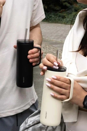 Kubek termiczny Ragsy MOSHI Tumbler Black 600 ml 1 szt.