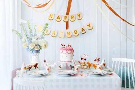 Paper Plates "Horse", diameter 18 cm, 6 pcs
