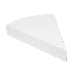 Triangular pizza container white 18 x 23 x 3 cm 100 pcs.