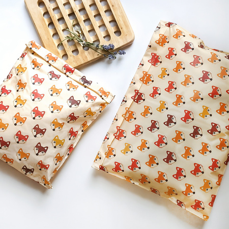 Beeswax food bags “Foxes” L 23 × 32 cm – 1 pc.