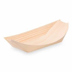 Wooden bowl "boat" 16,5 x 8,5 cm 100 pcs.